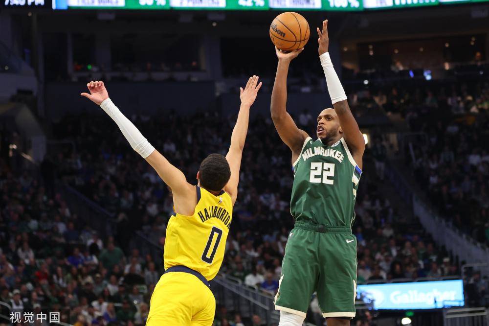 场并继续在 场并继续在