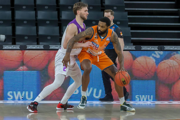 而成为了球 而成为了球